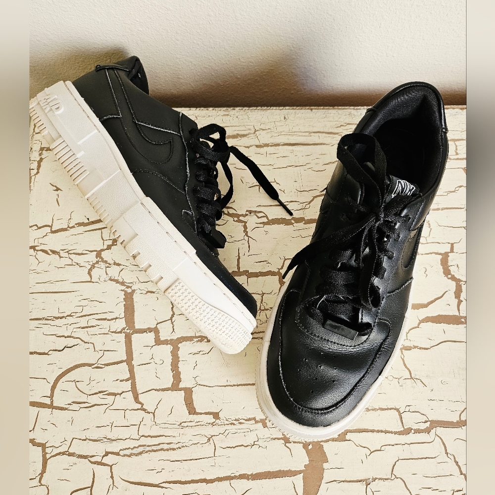 Nike Air Force One Pixel Black White Shoes Sneakers Womens 8.5